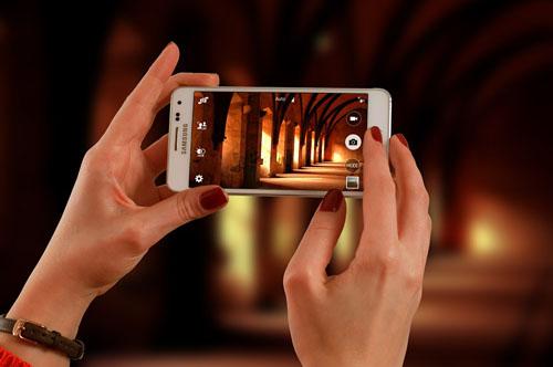 Cosas muy interesantes que puedes hacer con la cámara de tu celular además de tomar fotos