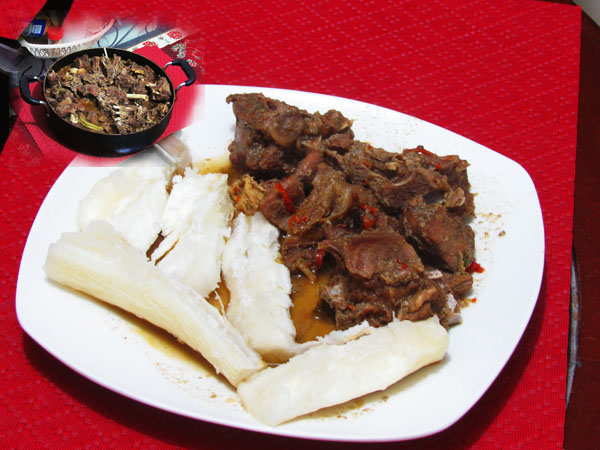 Chivo guisado, uno de los platos preferidos de los dominicanos