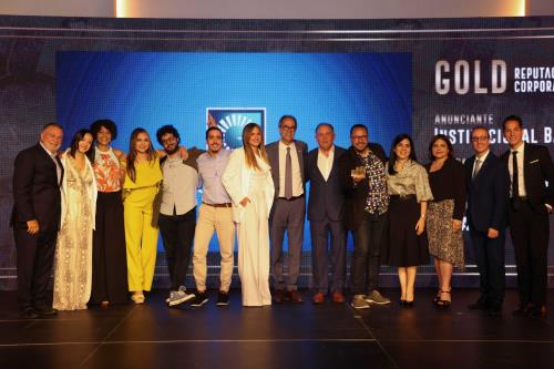 Campaña "El Lado Positivo" gana dos premios Effie