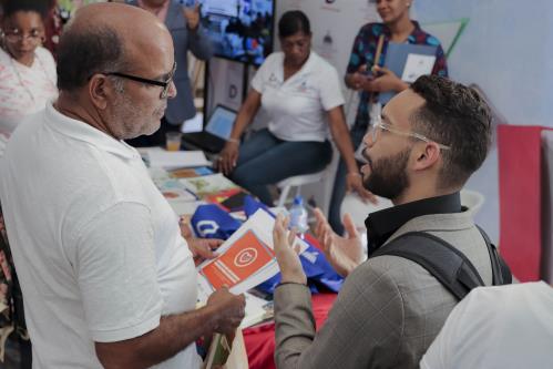 513 educadores a nivel nacional recibieron el "Manual de los tratos para docente"