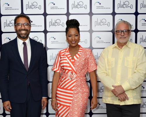EGEDA DOMINICANA agasaja a Magnolia Núñez por nominación en la X edición Premios PLATINO