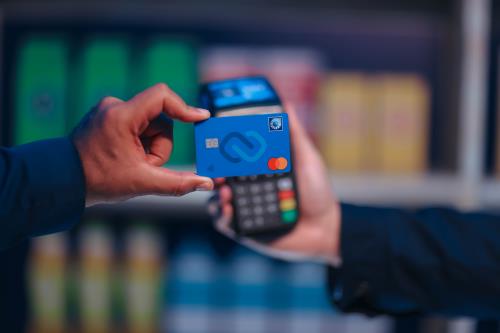 Popular relanza su tarjeta Mastercard Infinia con nueva imagen y más beneficios
