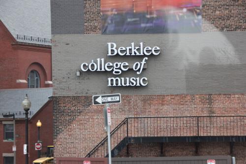 Berklee College of Music: Una Sinfonía de Innovación y Evolución Musical
