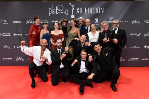 Película Ainda Estou Aquí y serie Cien Años de Soledad, se coronan como las gran galardonadas en Premios PLATINO 2025