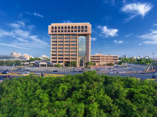 Banco Popular, empresa más sostenible del país y una de las líderes de la región, según Summa