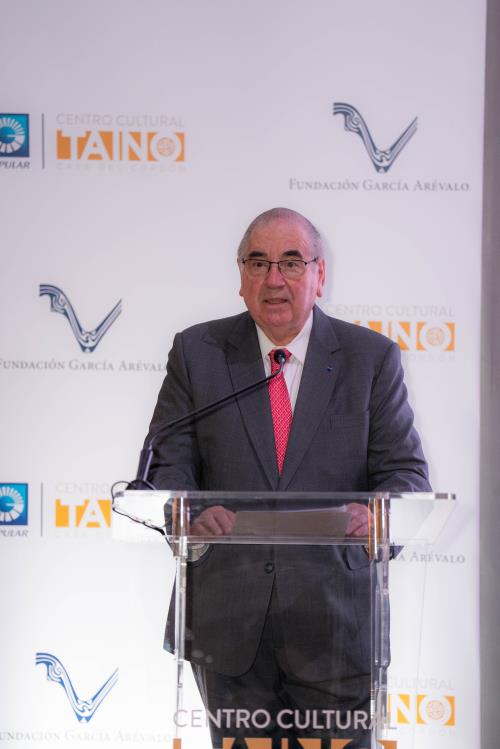 Banco Popular y Fundación García Arévalo presentan en la Casa del Cordón el libro "Nuestros primeros pobladores"