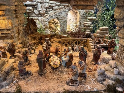 Asociación Dominicana de Belenistas y Ágora inauguran exposición "Nacimiento del Niño Jesús"