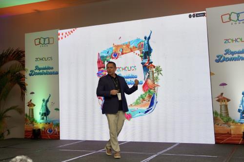 Zoholics celebra con éxito su primera jornada en transformación digital en RD