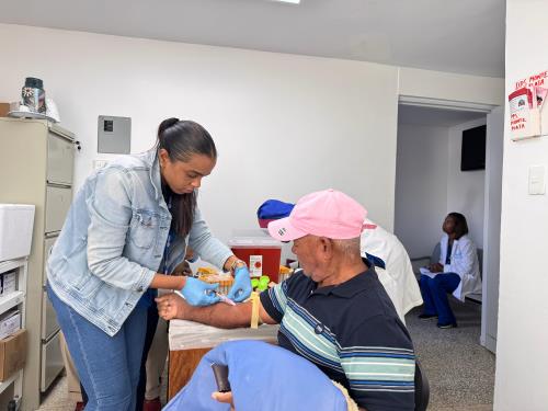 Saviacare realizó jornada gratuita detección temprana cáncer de próstata