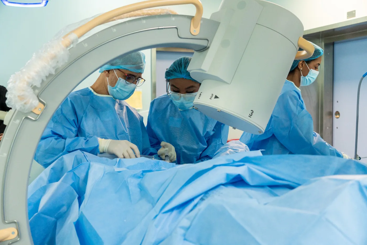 CEDIMAT realiza primer procedimiento con Elutax 3 en RD