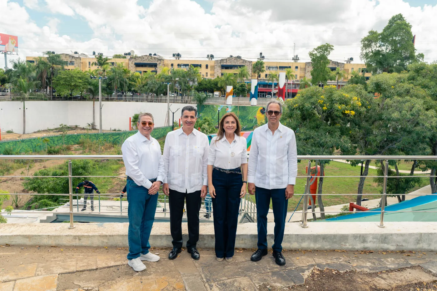 Popular y ADN supervisan los avances del remozamiento del parque José Núñez de Cáceres